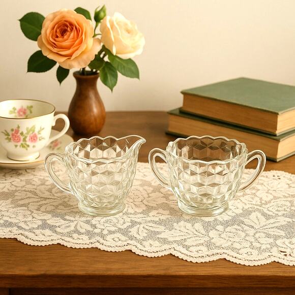 Vintage Clear Pressed Glass Creamer & Sugar Bowl Set – Diamond Pattern - Picture 8 of 8